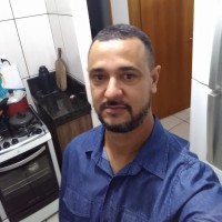 Ronie Silveira Gerente