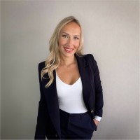 Julika Scharrer