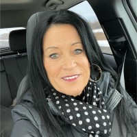 Julie Bourret