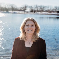 Marcia Lee