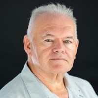 Tom Lamont