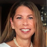 Nanette De La Torre
