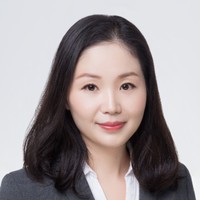 Iris Wang