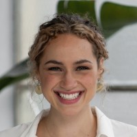Laura Jackson
