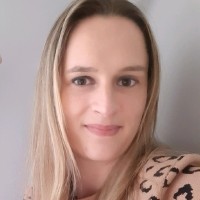 Linda De Vries