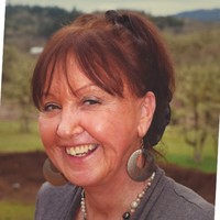 Annemieke Golly