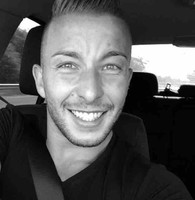 Robin Magro
