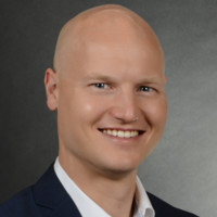 Benedikt W. Hintze