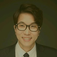 조영욱