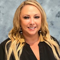 Carrie O’Barr, Cam