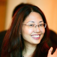 Sophia Ho   .  何慧慧