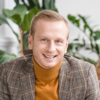 Adam Mikoś
