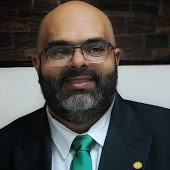 Roberto Salvatierra MD