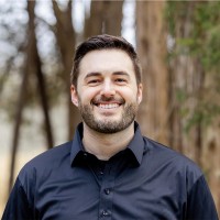 Peyton Larkin, Mba