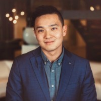 Paul Hu, Cfa