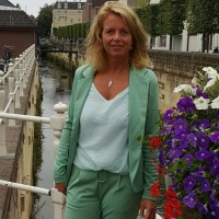 Yolanda Van Gulik