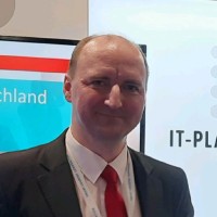 Dr. Falk Wuerriehausen