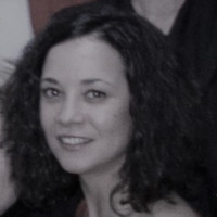Monique Van Essen