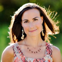 Holly Linkert