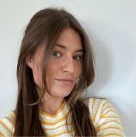 Elina Kömüves