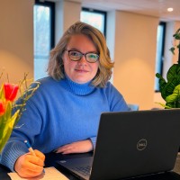 Vera Steenbergen
