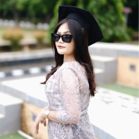 Bella Pratiwi