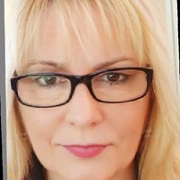 Karina J Randall