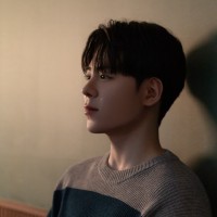 Seung Min Lee