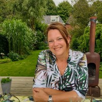 Jeanine Homans