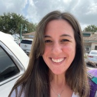 Lyndsey Steger