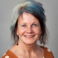 Beth Davis, Cpcu