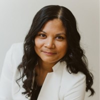 Diana (Dee) Dela Cruz, Mba