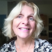 Bettina Kool