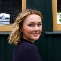 Julia Pearl