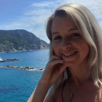 Carola Stoel