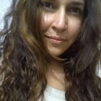 Fernanda Flores