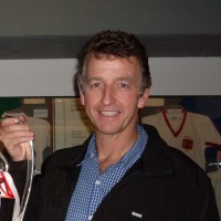 Warren Howlett