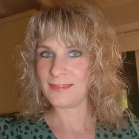Mirjam Pol