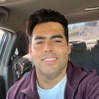 Roberto Flores