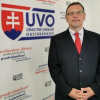 Karol Mikula