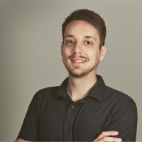 Eduardo K