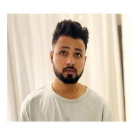 Nikhil Yt