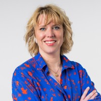 Caroline GROS