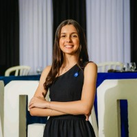 yasmim costa