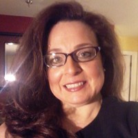 Elizabeth Navarra Lmt