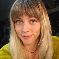 Hilary Havlíková White