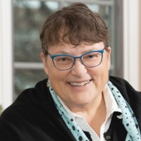 Lisa G Ullman