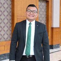 Fernando W. Sitompul S.Psi.,C.H.,C.Ht.,