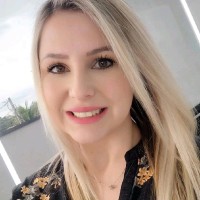 Francine Breia Carvalho