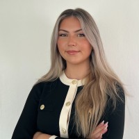 Ana Maria L.